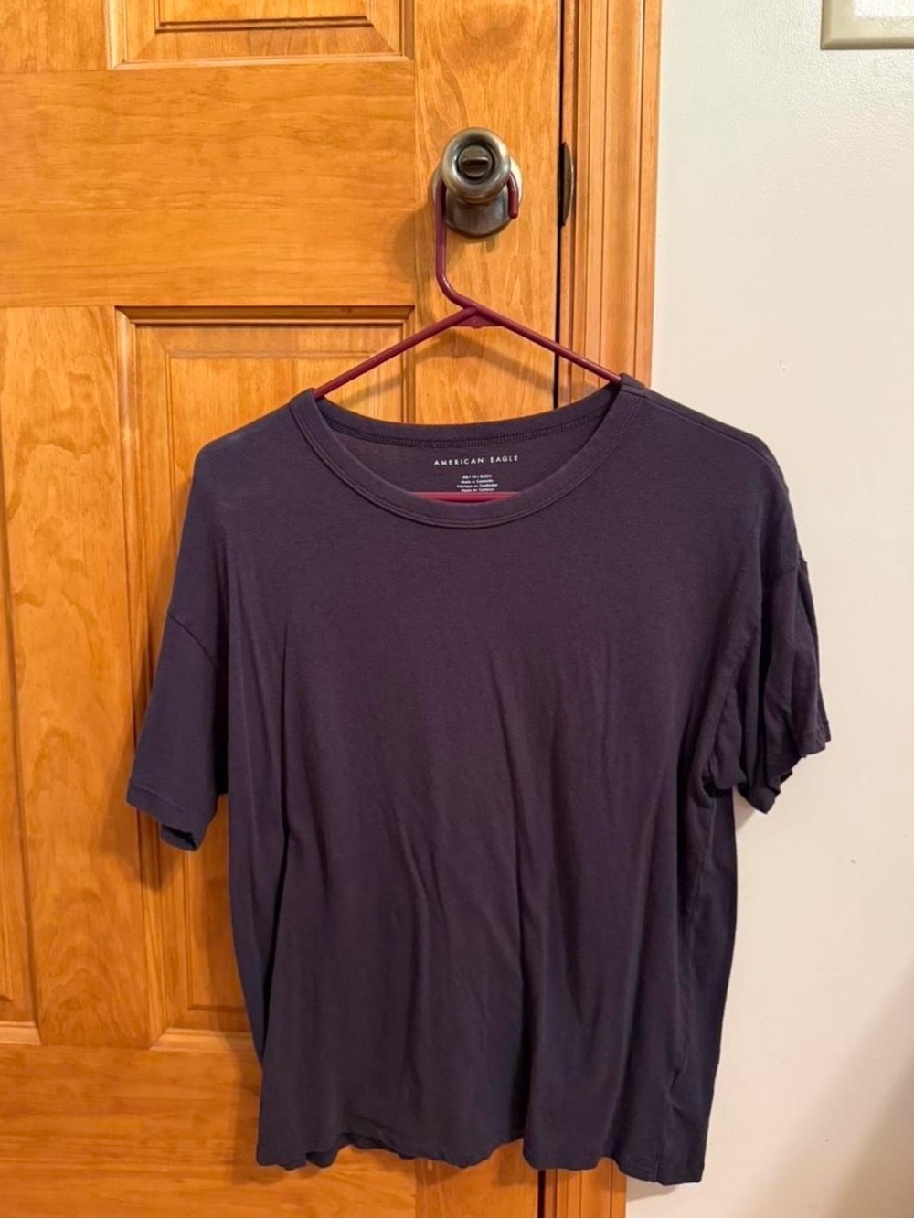 American Eagle Outfitters Short Sleeve Tee in Dark Black/Grey